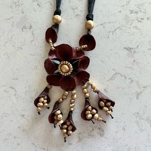 Dressy Flower Necklace